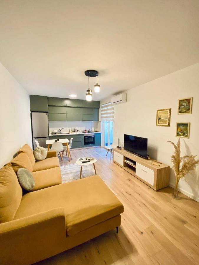 Jolie Center Apartment Tirana Bagian luar foto