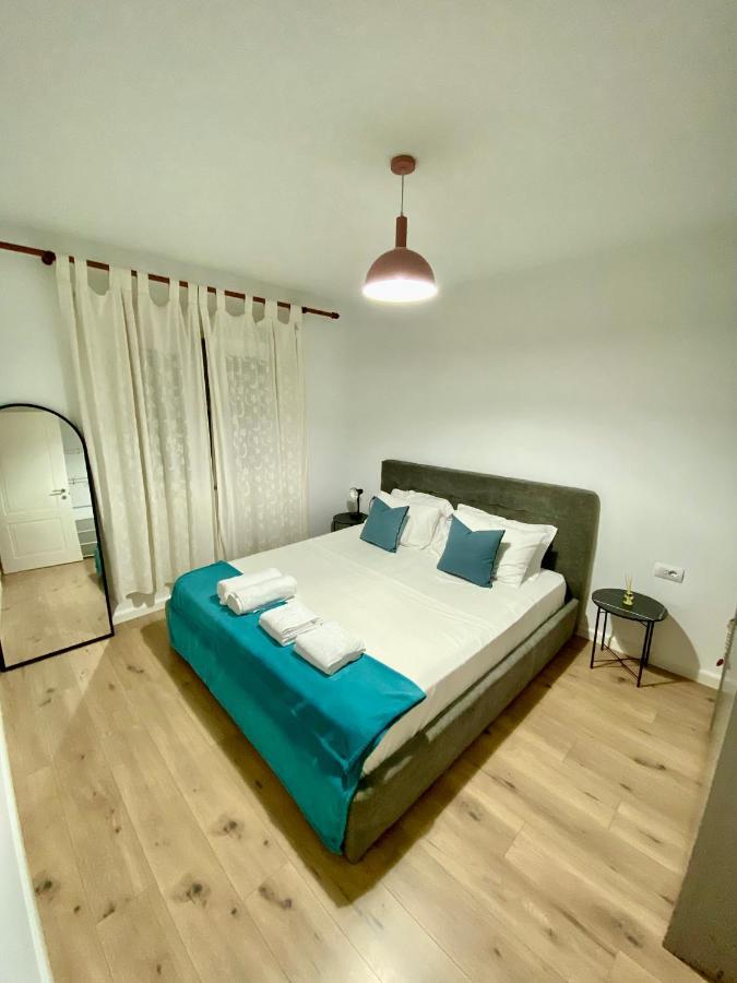 Jolie Center Apartment Tirana Bagian luar foto